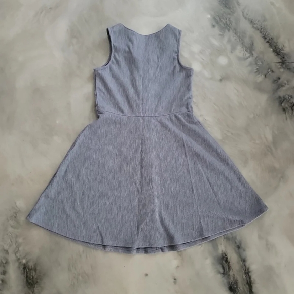 IZ BYER Girl sleeveless button accent dress size L (14) kids - Picture 4 of 5